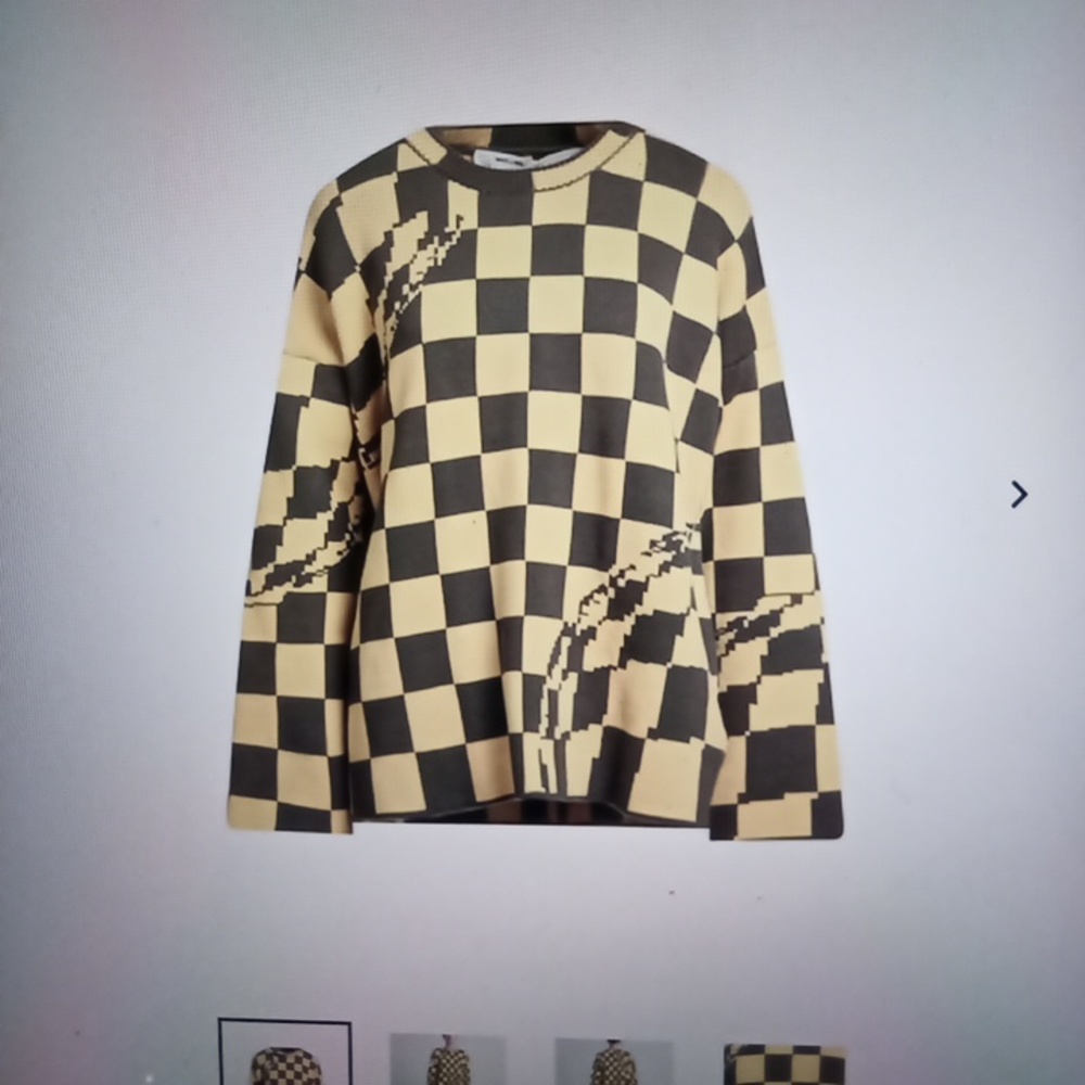 Off white heavy knit pullover